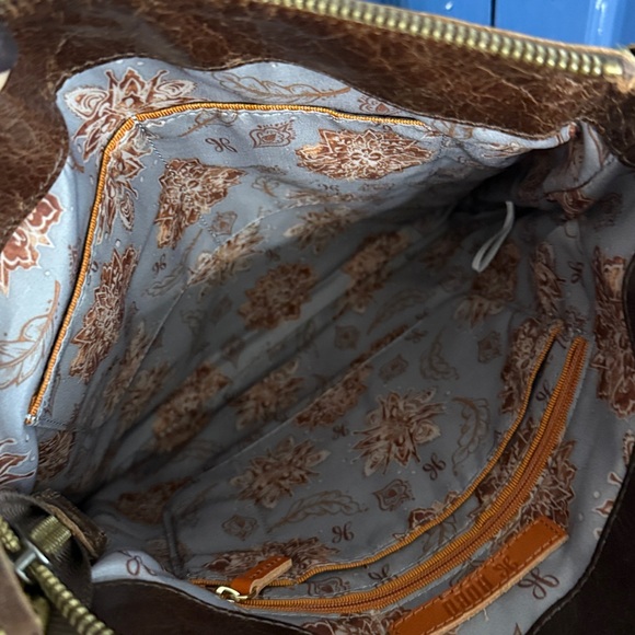 HOBO Mystic Genuine Leather Crossbody Bag with Floral Liner NWT - Picture 7 of 8